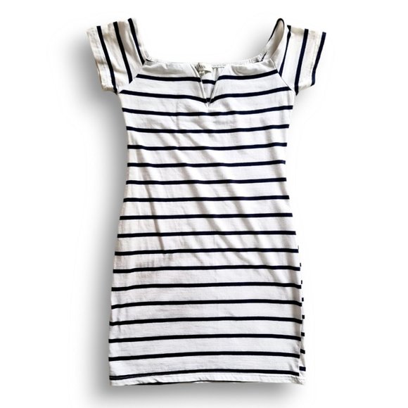 Y2k Ava AU 8 white on or off-shoulder mini dress spilt open in centre of chest - Picture 6 of 7